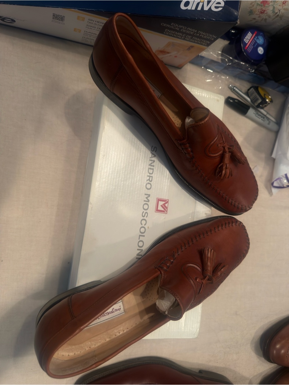 LNWB! Sandro Moscoloni Brown Leather Tassel Loafers - Light wear. - Picture 3 of 5
